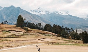 Huascaran dans la Cordillère des Andes Pérou