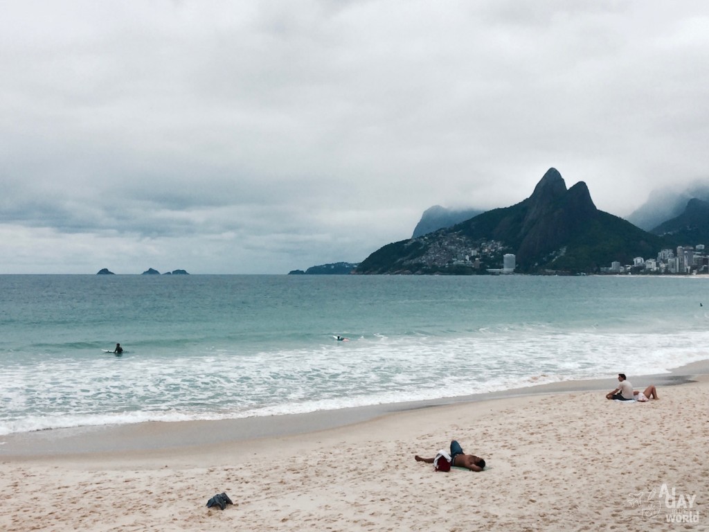Copacabana City Guide Rio de Janeiro A day in the world