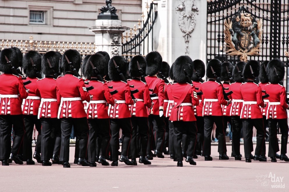 buckingham palace city guide london