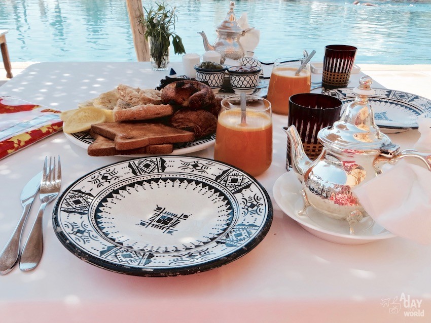 petit-dejeuner-hotel-fellah-marrakech