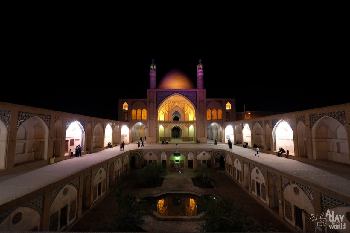 agha-borzog-kashan-iran