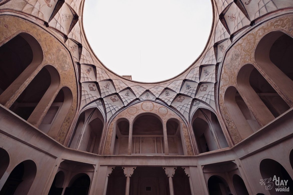 maison-tabatabaei-kashan-iran-6